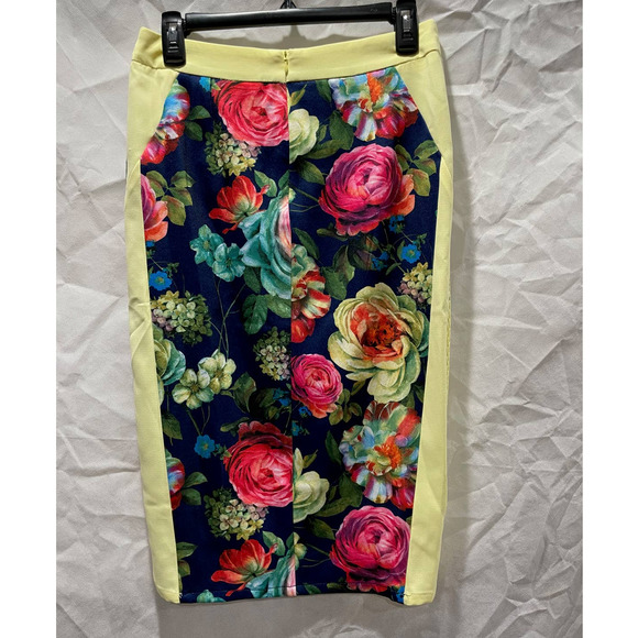NWT- VOS PENCIL SKIRT WITH MESH OVERLAY - Picture 4 of 7